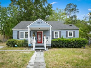 527 W Shaw St, Saint Pauls, NC 28384
