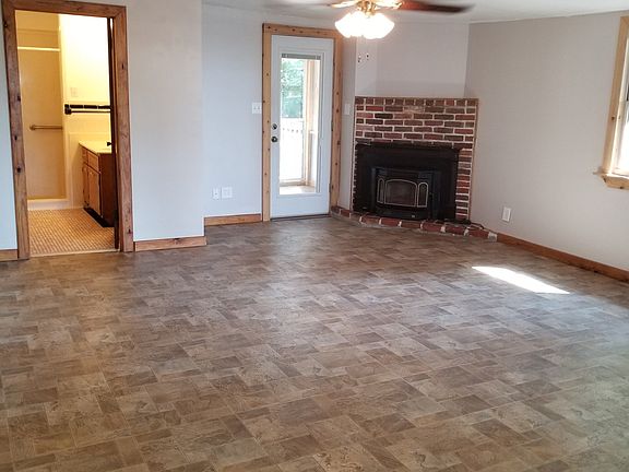 2nd image of 309 Dupont Ave