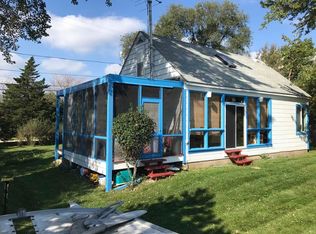 12719 Lakeshore Dr, Pleasant Prairie, WI 53158