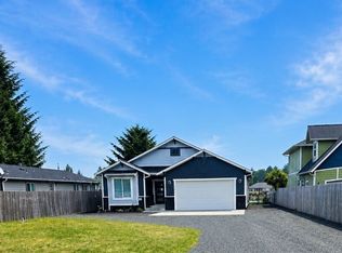 574 Weatherwax Loop NE, Ocean Shores, WA 98569