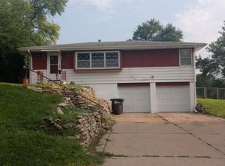 6203 Curtis Ave, Omaha, NE 68104