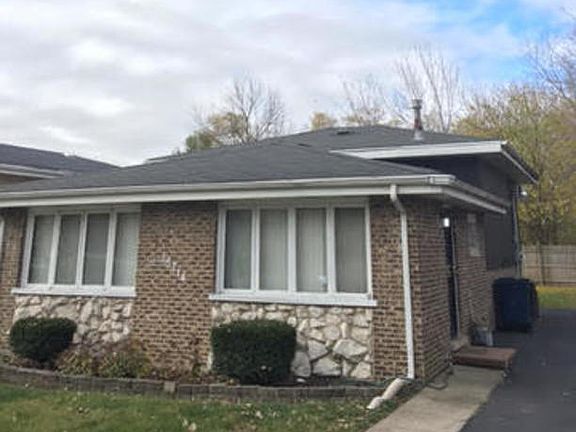 2nd image of 15714 Lincoln Ave