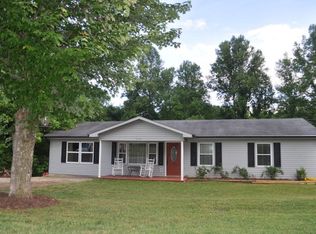 214 Meadowbrook Cir, Millers Creek, NC 28651