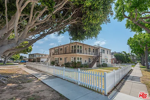 2301 14th St Photo 1