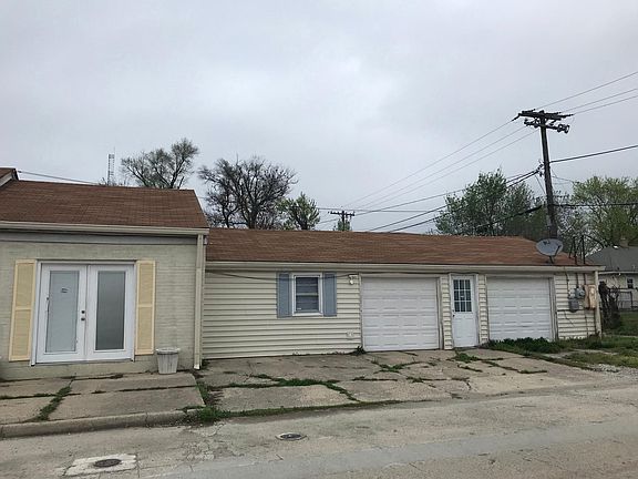2nd image of 1617 N Luett Ave