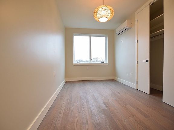 5th image of 1001 Rogers Ave APT 1