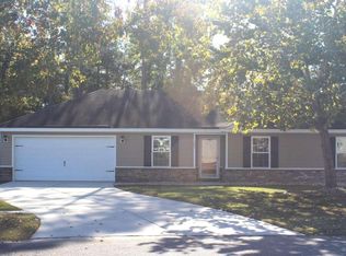 107 Black Pine Dr, Springfield, GA 31329