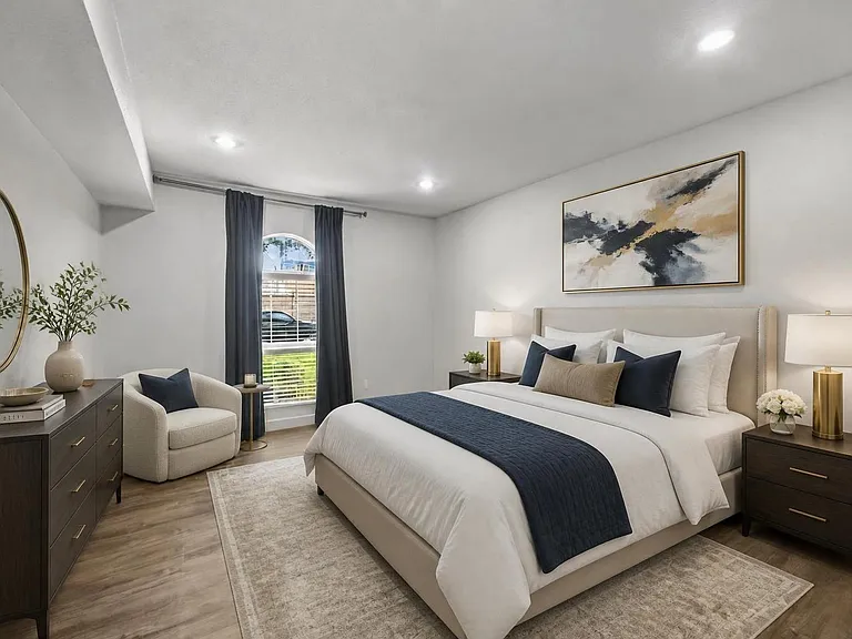 351 N Post Oak Ln #601 — Photo 5