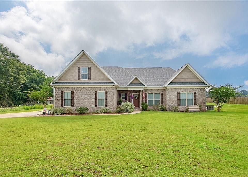 1st image of 2957 Iris Rd