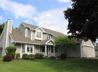 80 Sewilo Hills Dr, Rochester, NY 14622