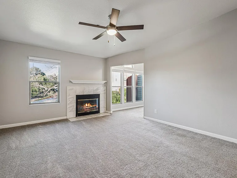 Sterling Heights Apartment Homes — Photo 11
