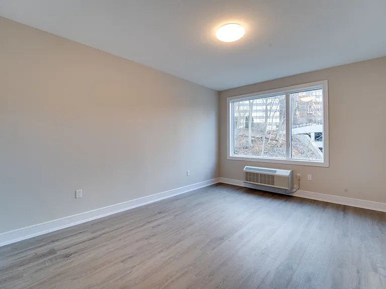 42 Spring St #305 — Photo 5