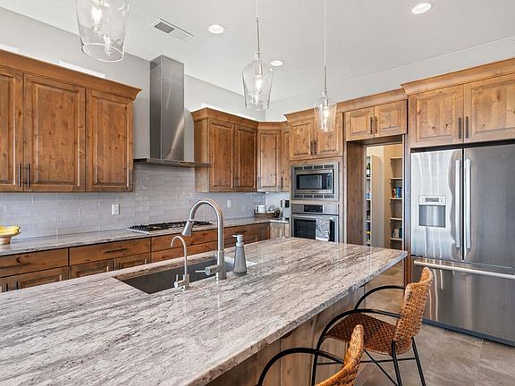 4th image of 5454 W Copper Cliffs Way