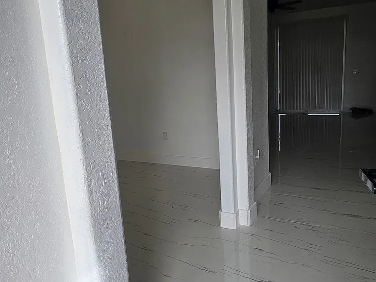219 Dinner Lake Pl — Photo 11