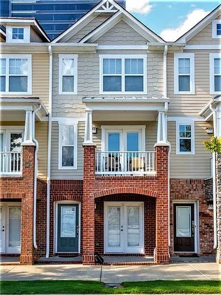 217 16th St NW #3