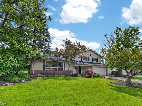 3rd image of 23420 Wendover Dr