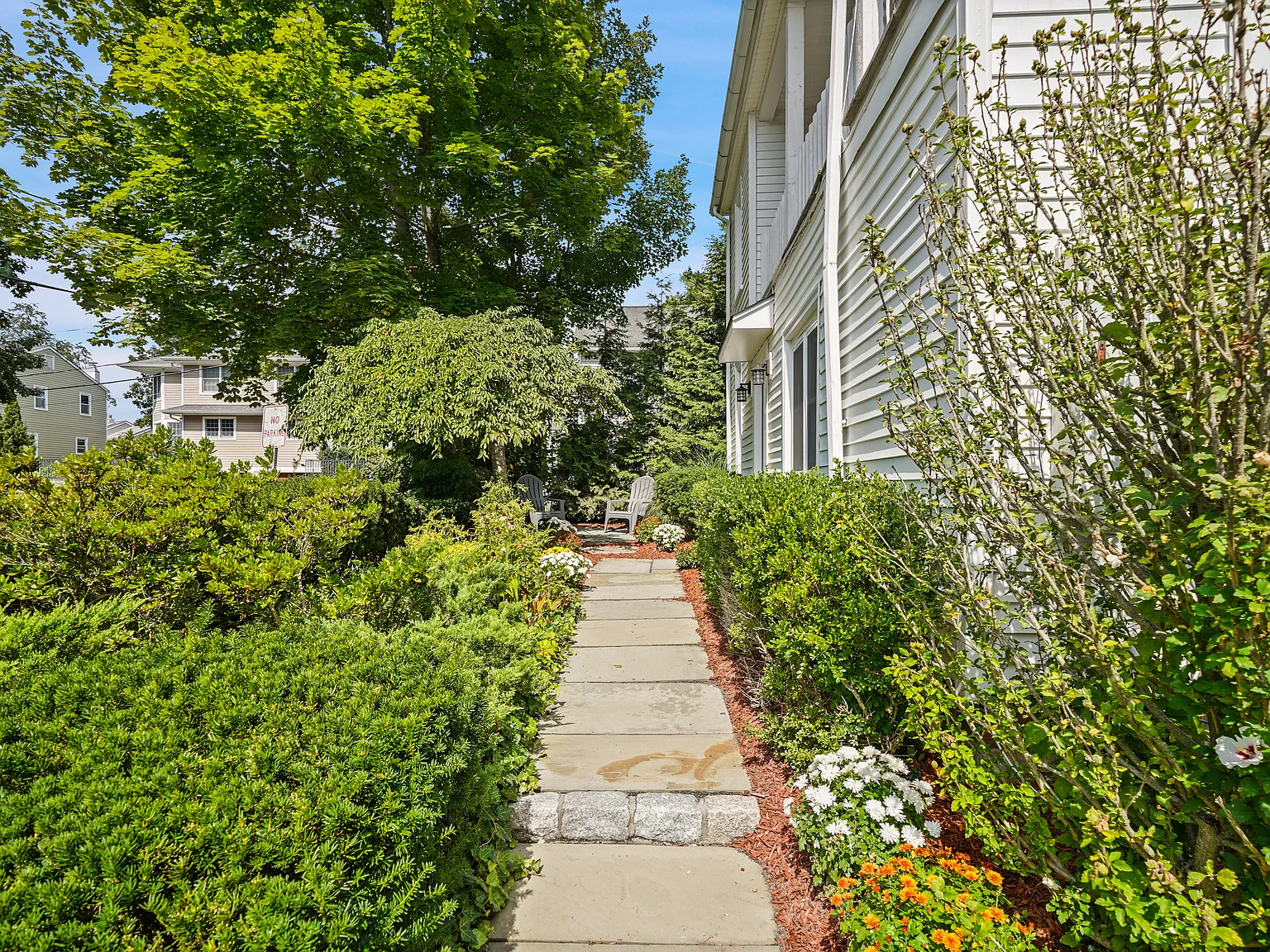 1 bed, 664 sqft, $2,950 — Photo 3
