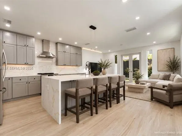 3125 Paola Dr #Townhouse 15, Miami, FL 33133