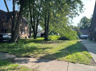 236 Riverside Dr, Detroit, MI 48215
