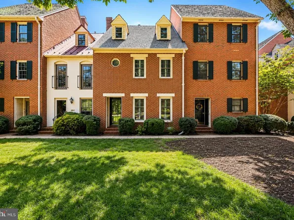1306 Kenmore Ave, Fredericksburg, VA 22401