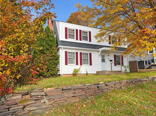 54 Glenview Ave, Kentville, NS B4N 2R7
