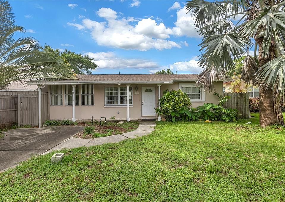1st image of 630 77TH AVENUE N