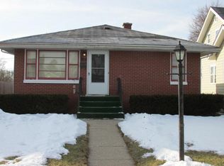 1719 Lucia Ave, Waukegan, IL 60085