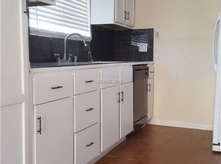 2300 Santa Rita Dr, Las Vegas, NV 89104