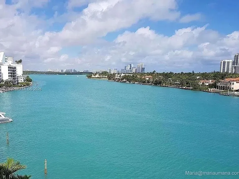 9821 E Bay Harbor Dr #706 — Photo 2