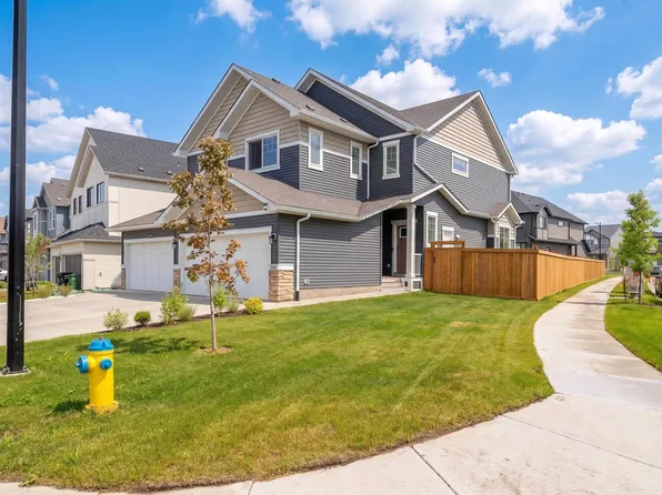 4804 Cawsey Ter SW, Edmonton, AB T6W 5M7