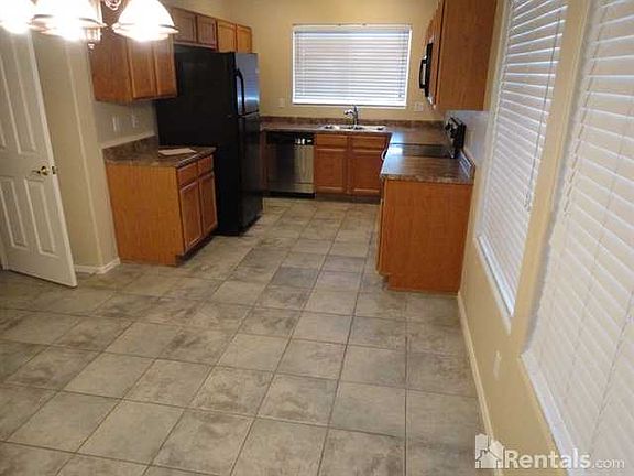 3rd image of 13575 W Saguaro Ln
