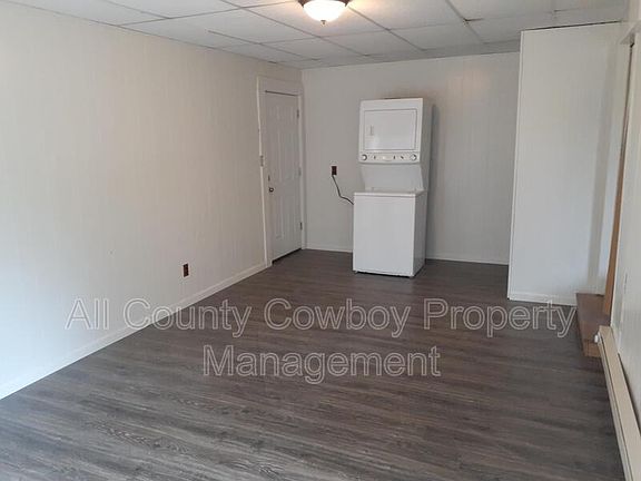 5th image of 659 N 10th St APT B