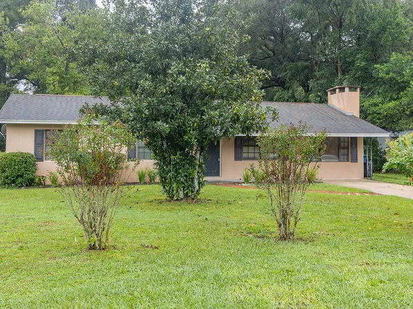 726 N Parkway St, Deland, FL 32720