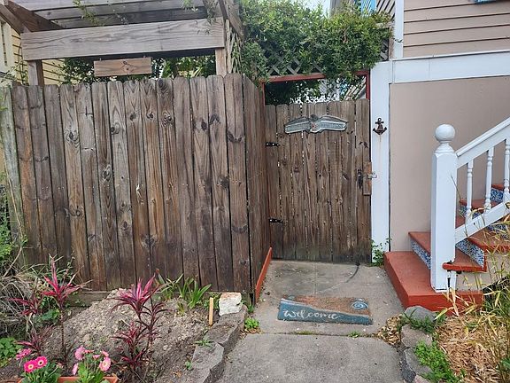 2nd image of 1815 37th St