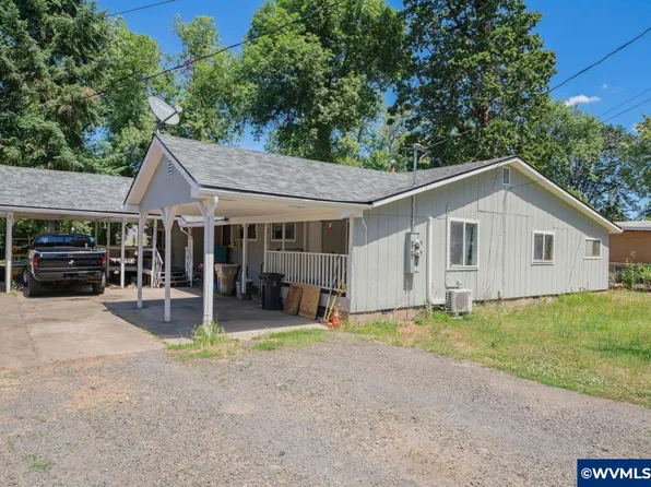 3711-3713 NE Earl Ave, Albany, OR 97322