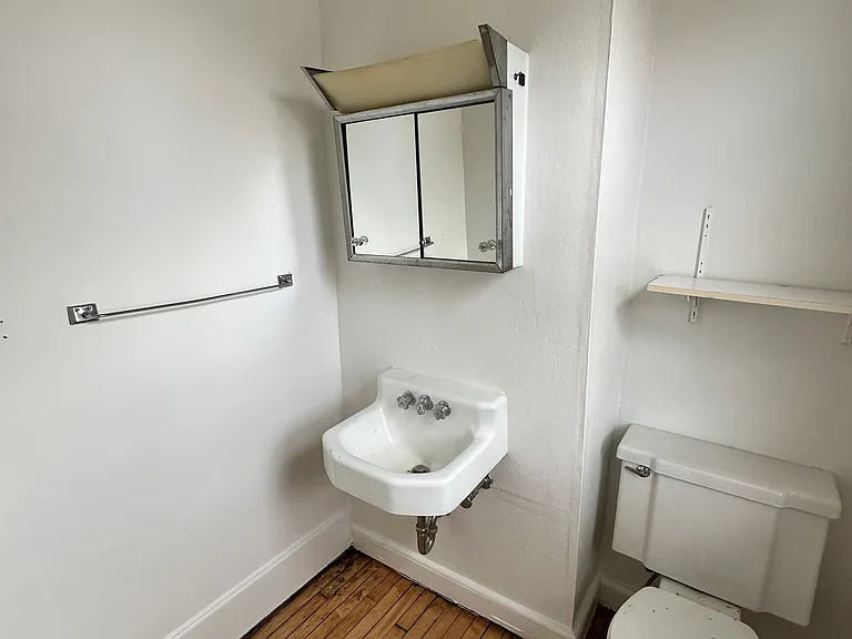 1522 N Farwell Ave #1522 — Photo 25