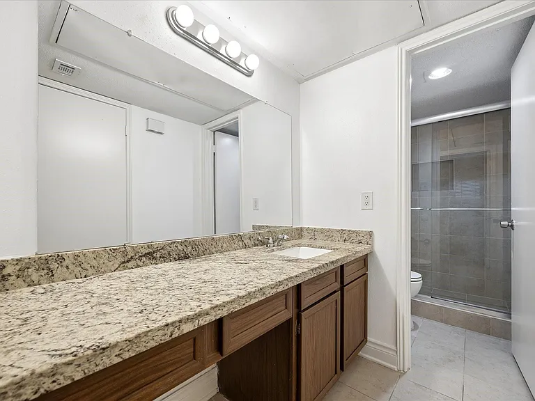 2100 Tanglewilde St #377 — Photo 11