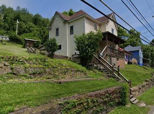 35 Lincoln St, Grafton, WV 26354