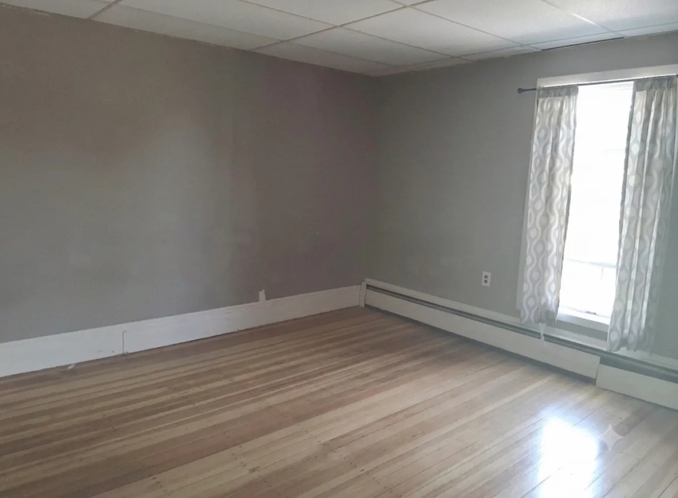 Studio, 600 sqft, $942 — Photo 3