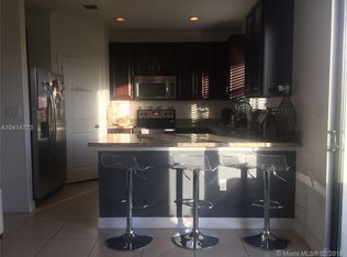 302 NE 194th Ln, Miami, FL 33179