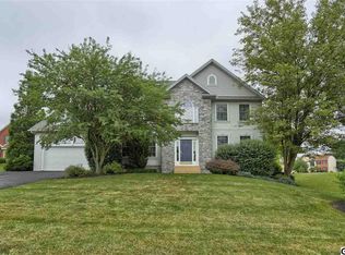 1202 Montrose Cir, Mechanicsburg, PA 17050