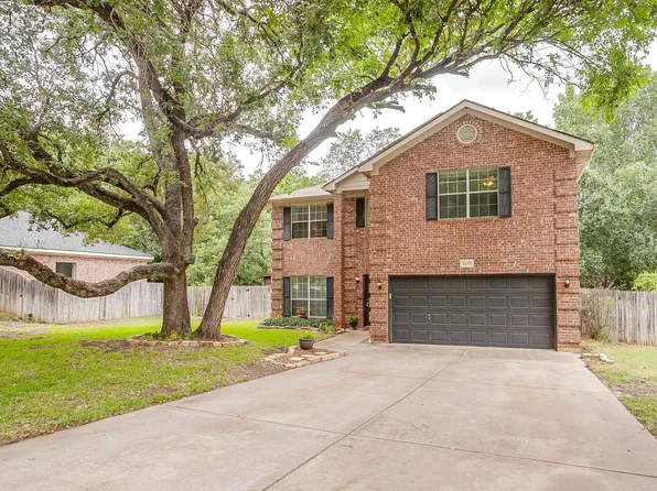 2137 Country Brook Dr, Weatherford, TX 76087
