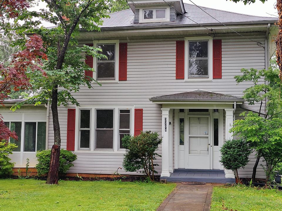 1st image of 3704 Nicholas St