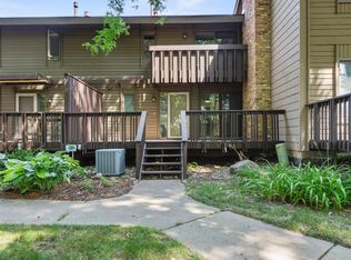 231 Birnamwood Dr, Burnsville, MN 55337