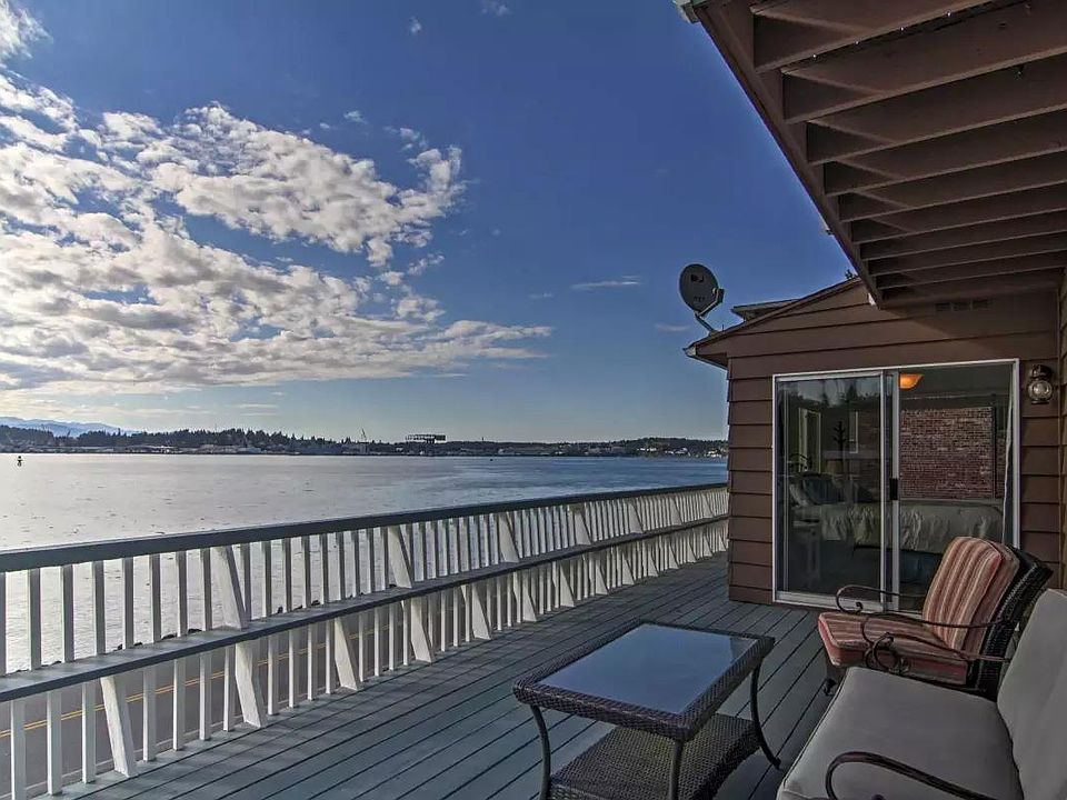 1st image of 1636 Bay St #B