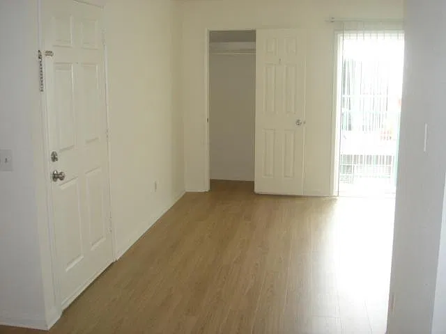 1 bed, 600 sqft, $2,300 — Photo 4