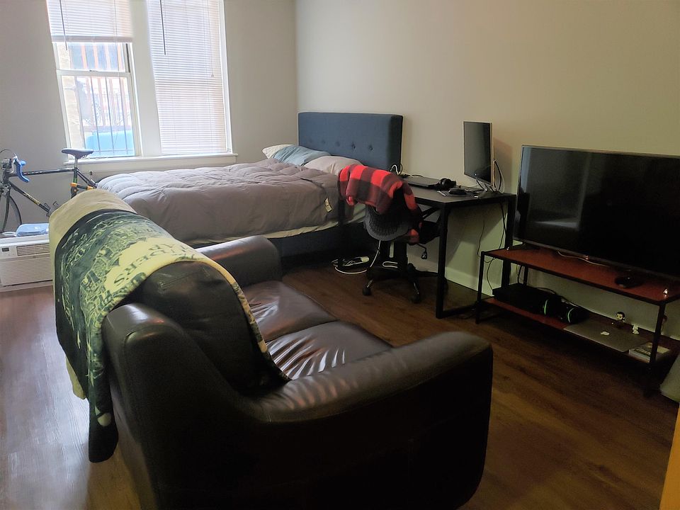 1st image of 4228 N Kenmore Ave APT 110