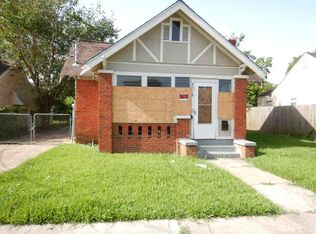 4718 Vernon St, Houston, TX 77020