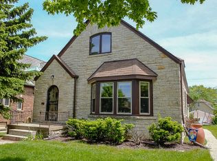 3460 S 12th St, Milwaukee, WI 53215