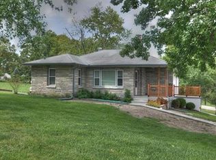 5908 Crescent Ave, Raytown, MO 64133